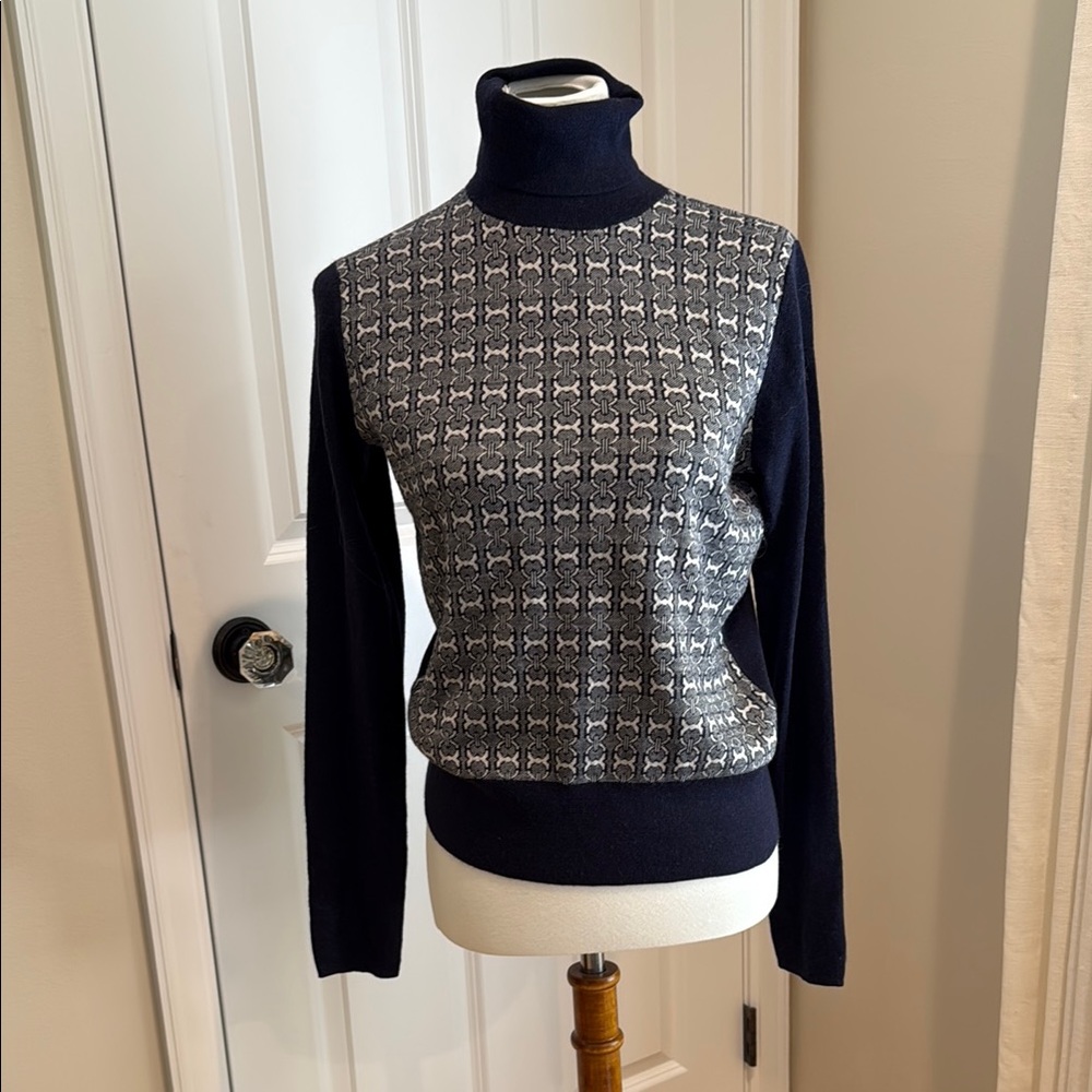 Tory Burch - Gemini Print Wool Blend Turtleneck Sweater - Navy & White - Size M